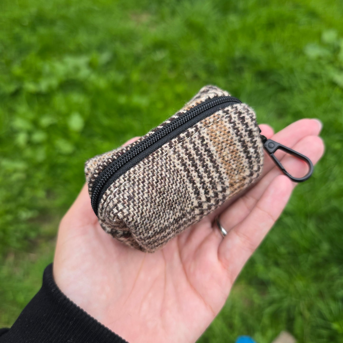 Brown Glen Check Poop Bag Holder