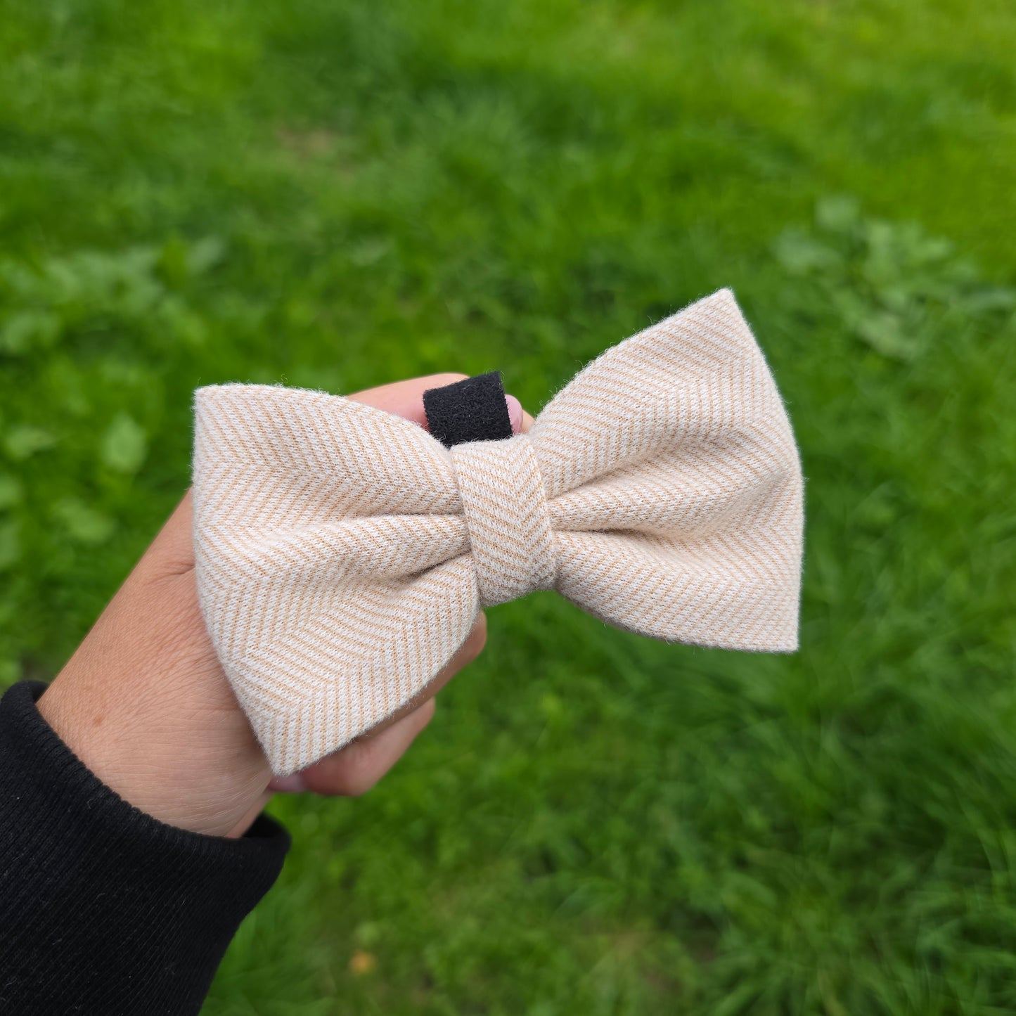 Beige Herringbone Tweed Classic Bow Tie