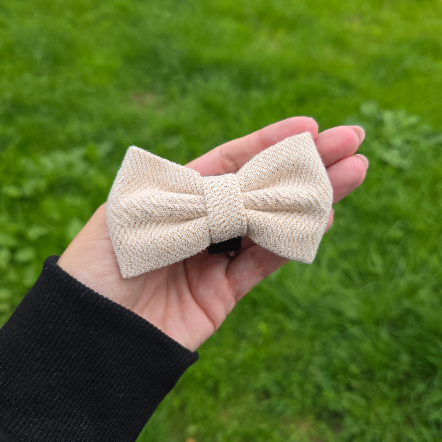 Beige Herringbone Tweed Classic Bow Tie