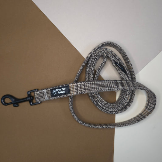 Brown Glen Check Lead