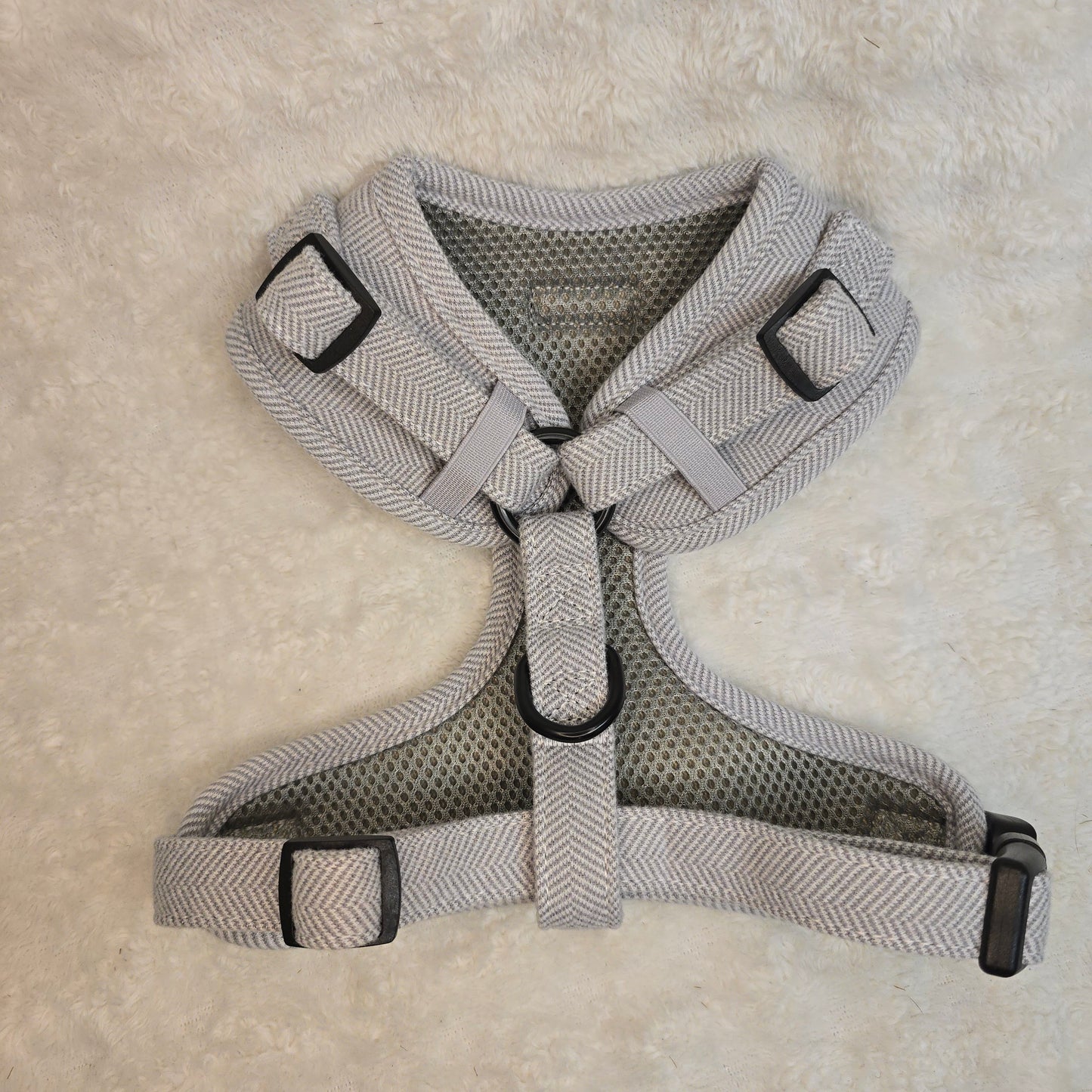 Grey Herringbone Tweed Harness